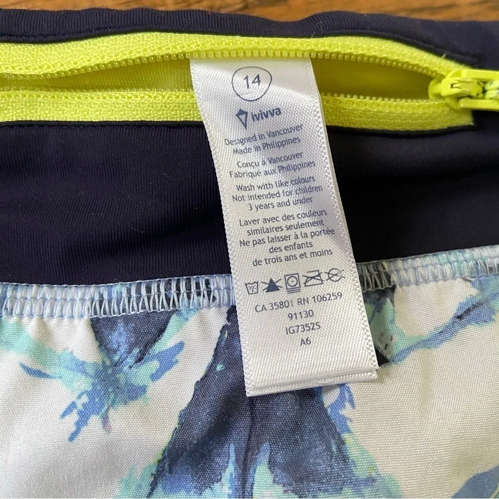 Girls Ivivva speedy short shibori floral deep indigo hydrangea blue/deep indigo